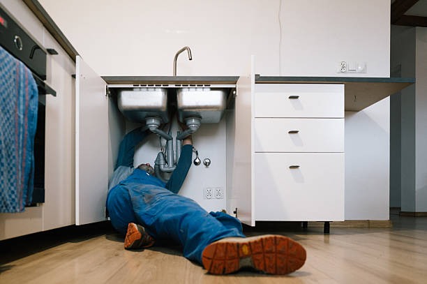 Professional Drain Cleaning technician working in Montague, NJ